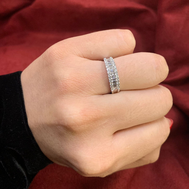 Anillo Baguette y Brillantes