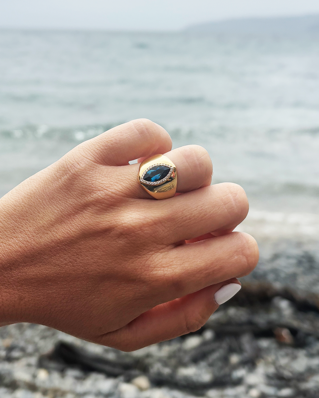 Anillo Topacio London Blue Gold