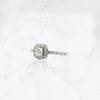 Anillo Solitario Halo Cuadrado